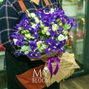 Букет из ирисов и эустом в Ликино-Дулёво