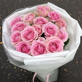Букет из 15 пудровых роз (70 см) в Ликино-Дулёво