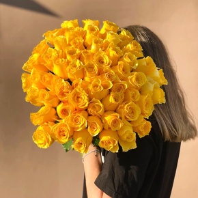 Букет "Ярче солнца" из 55 лимонных роз (50 см) в Ликино-Дулёво