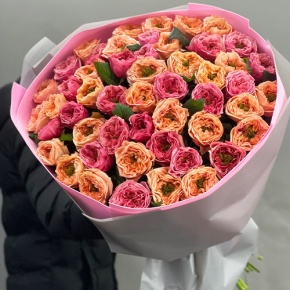 Букет "Лав ю" из 51 пионовидной розы Риджентс парк (60 см) в Ликино-Дулёво