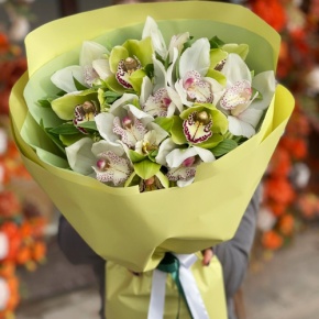 Букет "Бруклин" из орхидей и альстромерий в Ликино-Дулёво