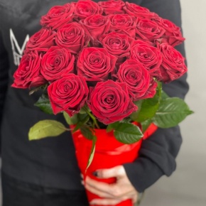 21 красная роза в конусе (50 см) в Ликино-Дулёво