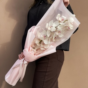 Букет из белой орхидеи в Ликино-Дулёво