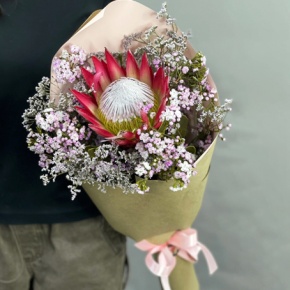 Букет из хамелациума, лимонниума и протеи в Ликино-Дулёво