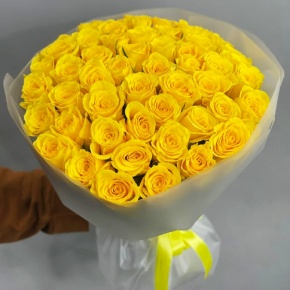Букет "Золотце" из 51 лимонной розы (40 см) в Ликино-Дулёво