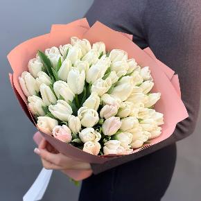 Букет из 49 белых тюльпанов в Ликино-Дулёво
