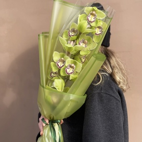 Букет из лаймовой орхидеи в Ликино-Дулёво