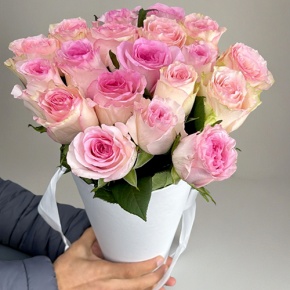 Букет из 21 розы Кения в конусе в Ликино-Дулёво