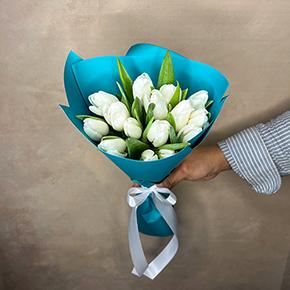 Букет 15 белоснежных тюльпанов в Ликино-Дулёво