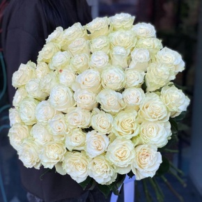 Букет из 51 розы Эквадор Мондиаль под ленту (80 см) в Ликино-Дулёво