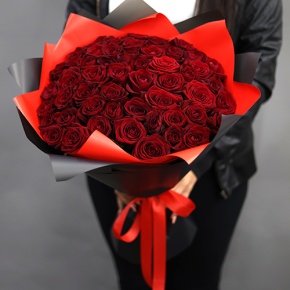 Букет из 51 красной розы (50 см) в Ликино-Дулёво